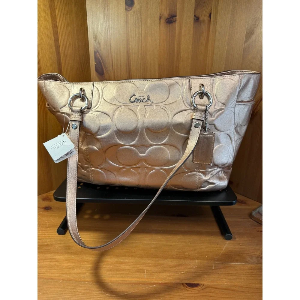 Coach F17730 Metallic Gold Signature Embossed Leather Tote Bag NWT